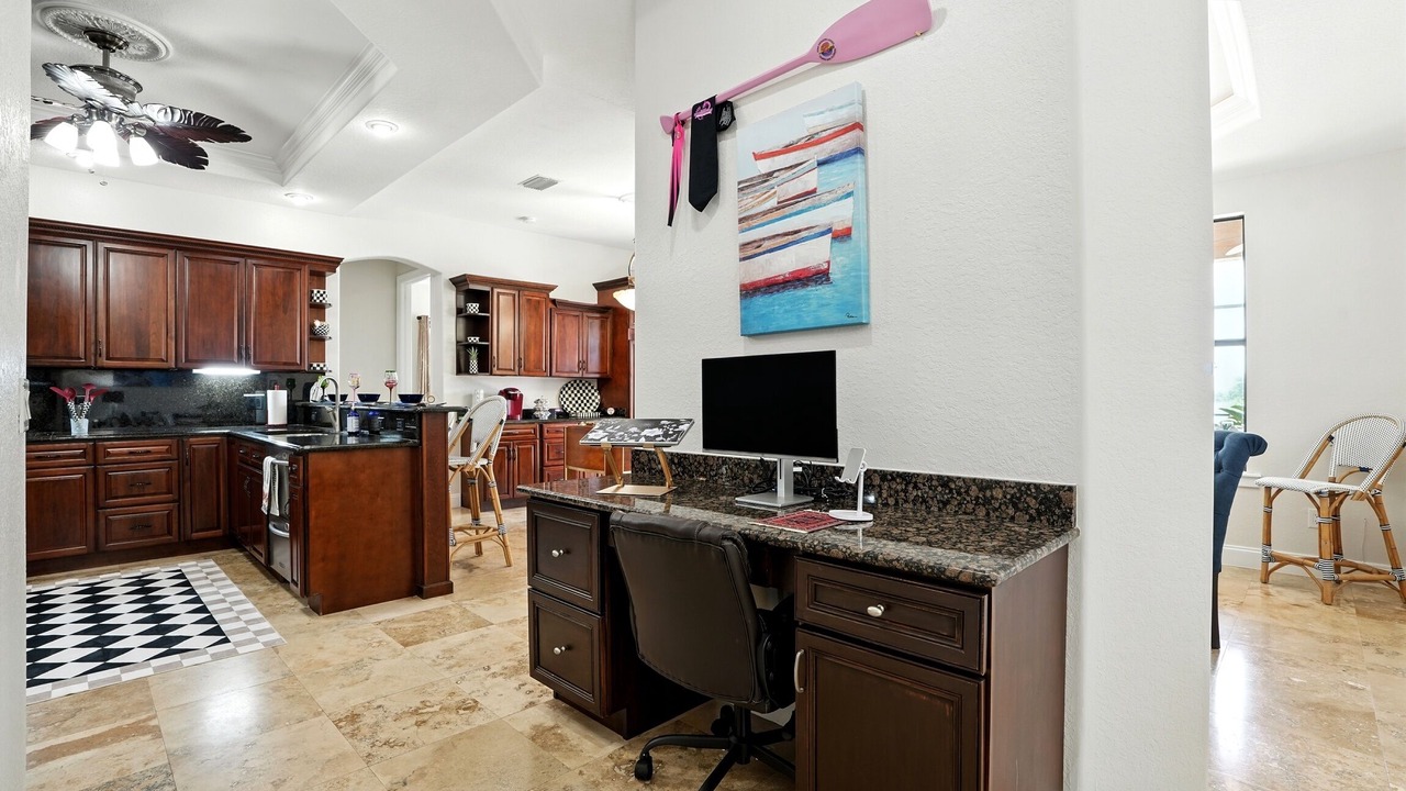 Photo of Kitchen in Mariner