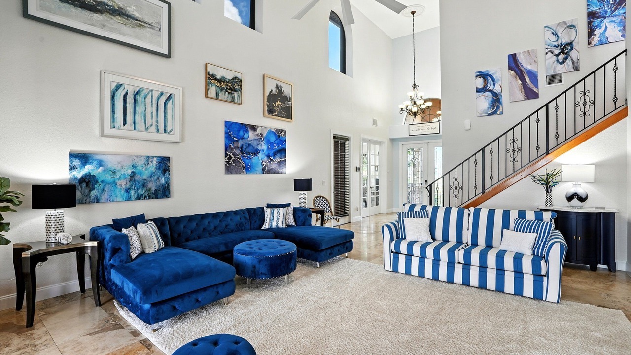 Photo of Livingroom in Mariner