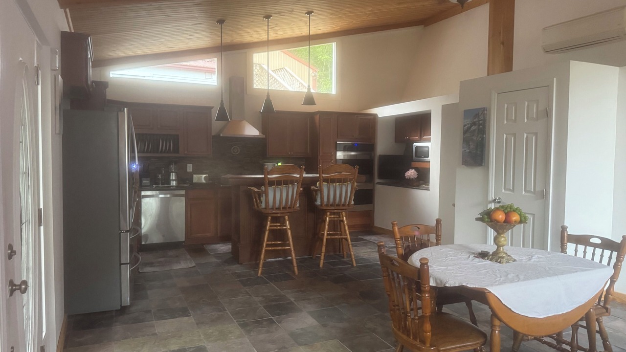 Photo of Livingroom in Leesville