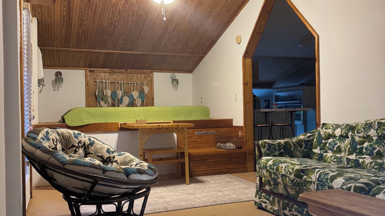 Photo of Livingroom in Leesville