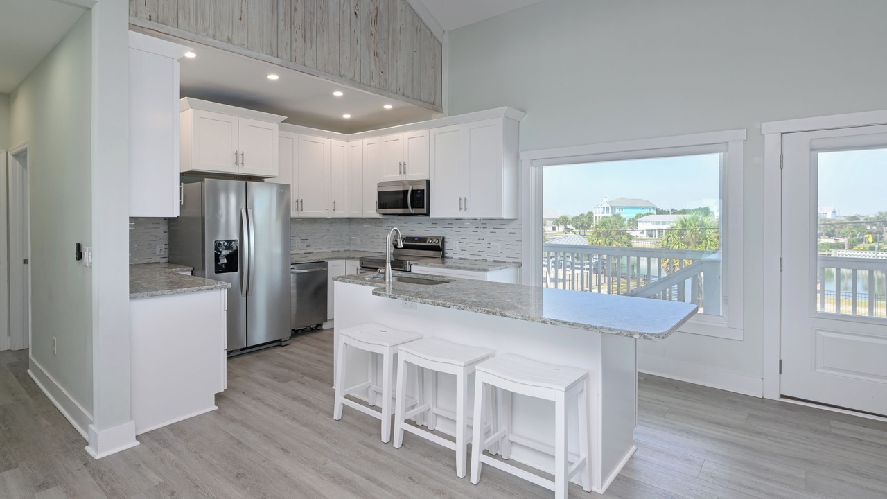 Photo of Kitchen in Inlet Harbour