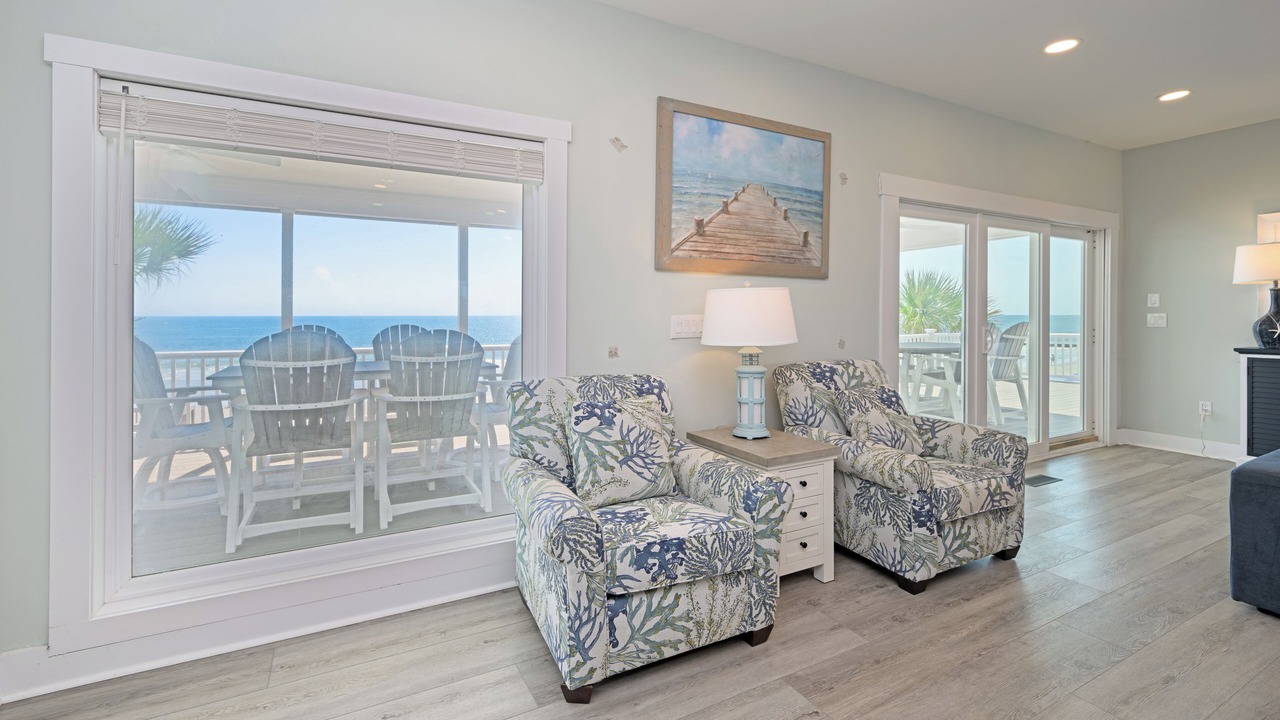 Photo of Livingroom in Inlet Harbour