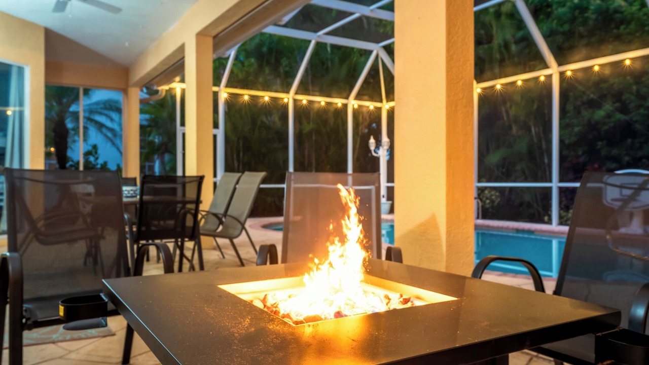 Photo of Outdoor in Crown Pointe