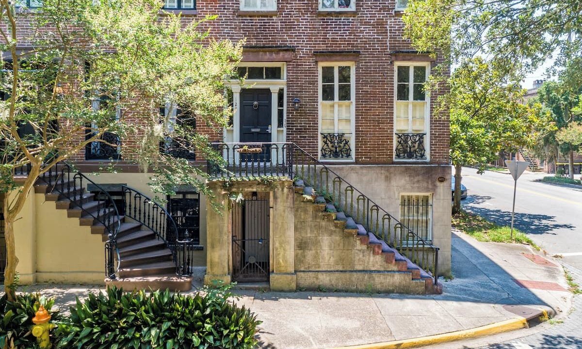 Photo of Outdoor in Old West Broad Neighborhood