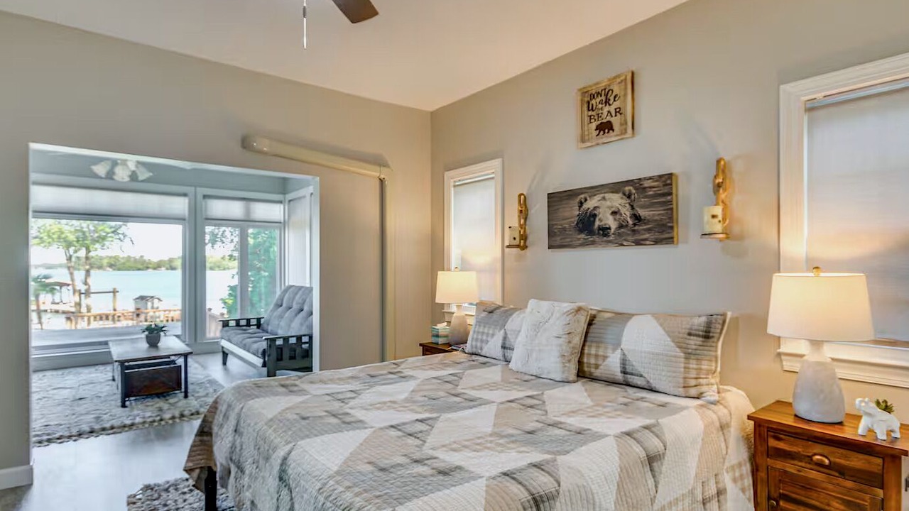 Photo of Bedroom in Cross Hill