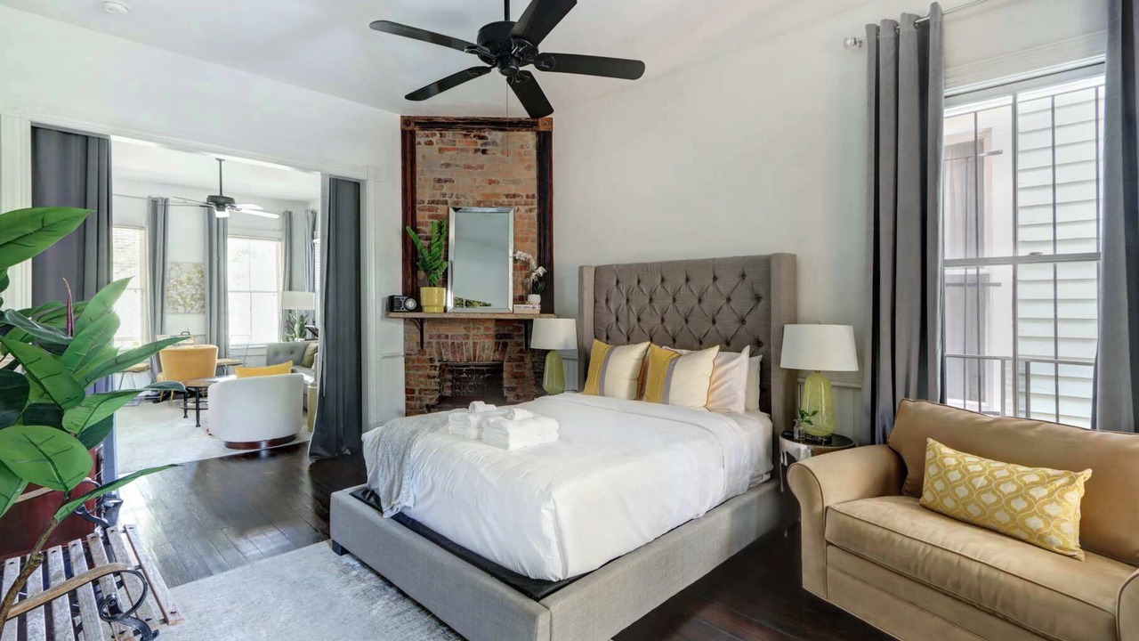 Photo of Bedroom in Beach Institute