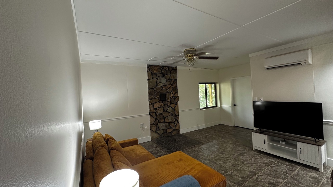 Photo of Livingroom in Franklin