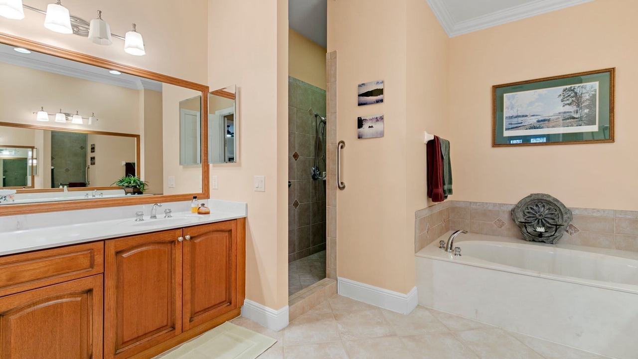 Photo of Bathroom in Naples