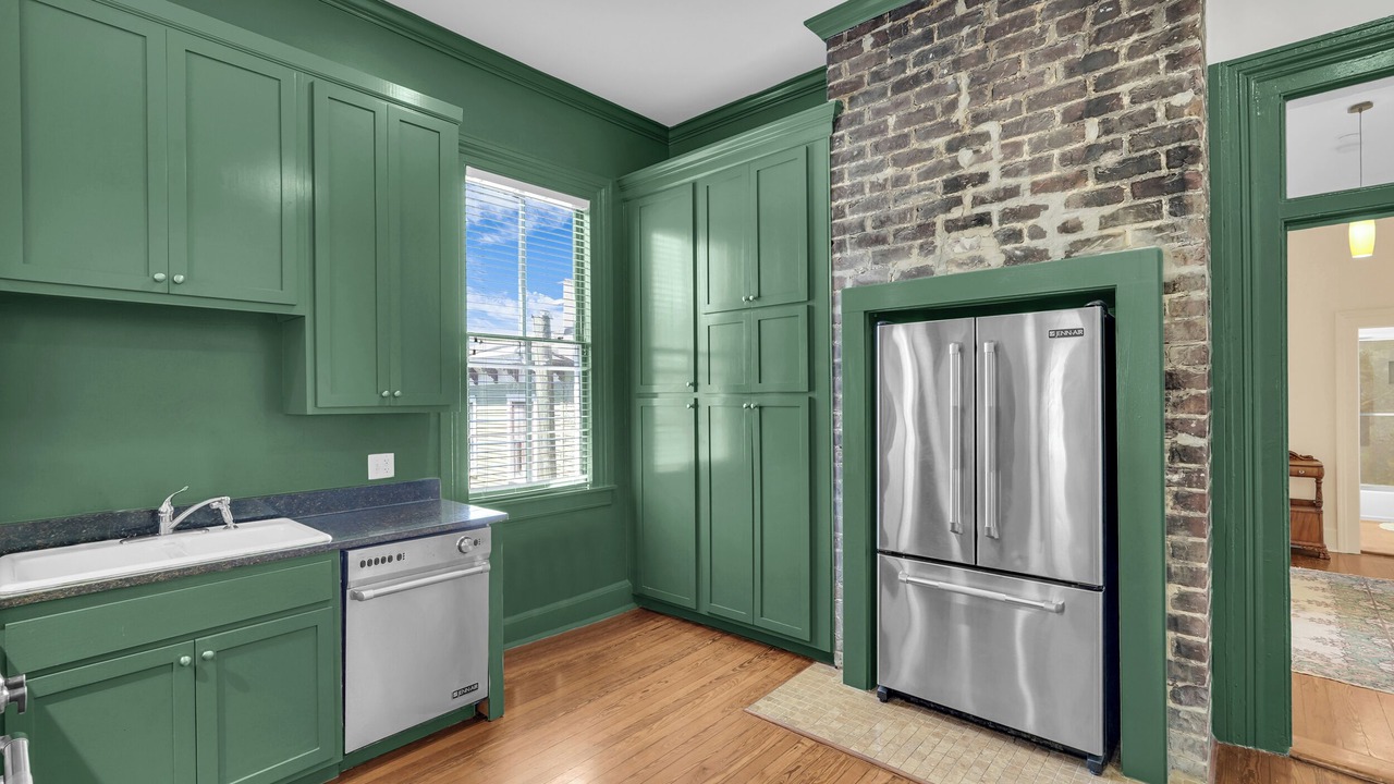 Photo of Kitchen in Savannah Victorian District