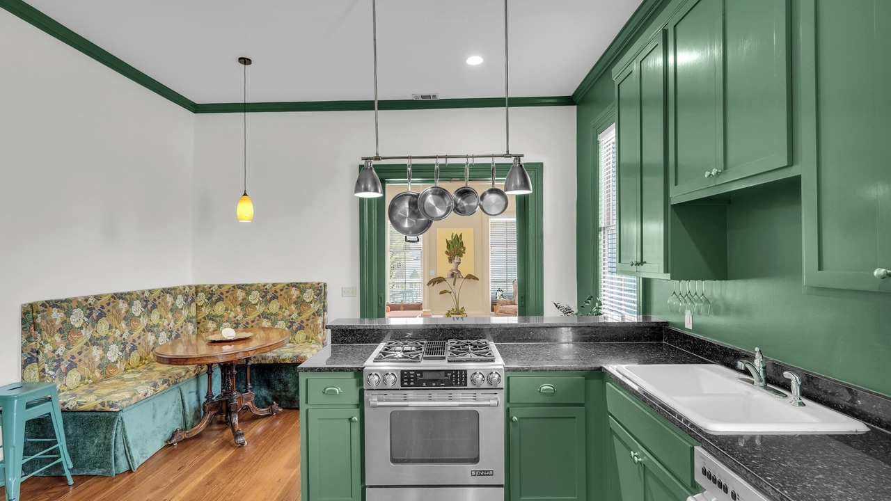 Photo of Kitchen in Savannah Victorian District