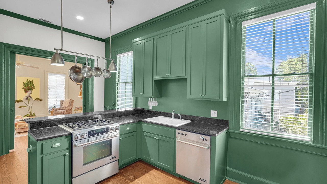 Photo of Kitchen in Savannah Victorian District
