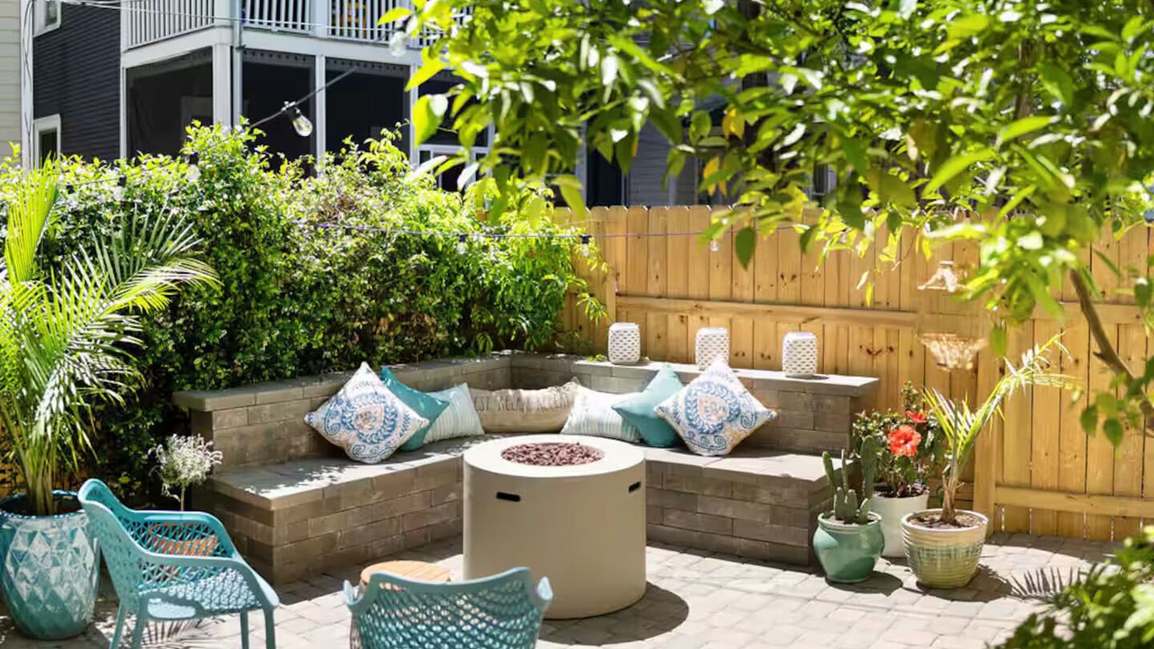 Photo of Patio Balcony in Metropolitan