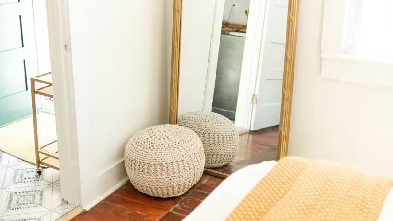 Photo of Bedroom in Metropolitan
