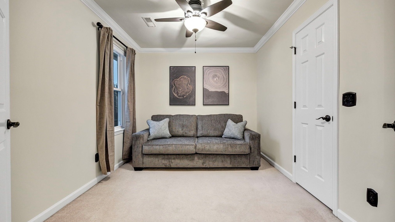 Photo of Livingroom in State Park