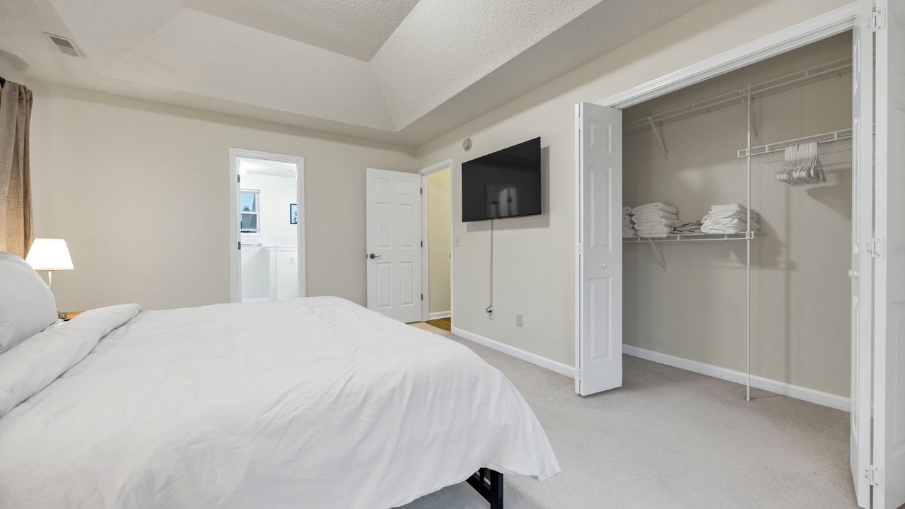 Photo of Bedroom in State Park