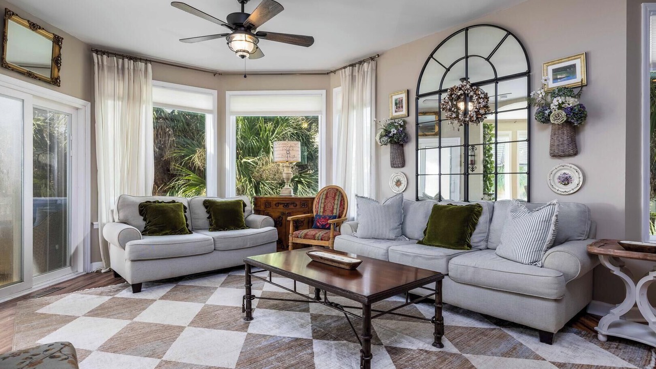 Photo of Livingroom in Saint Helena Island
