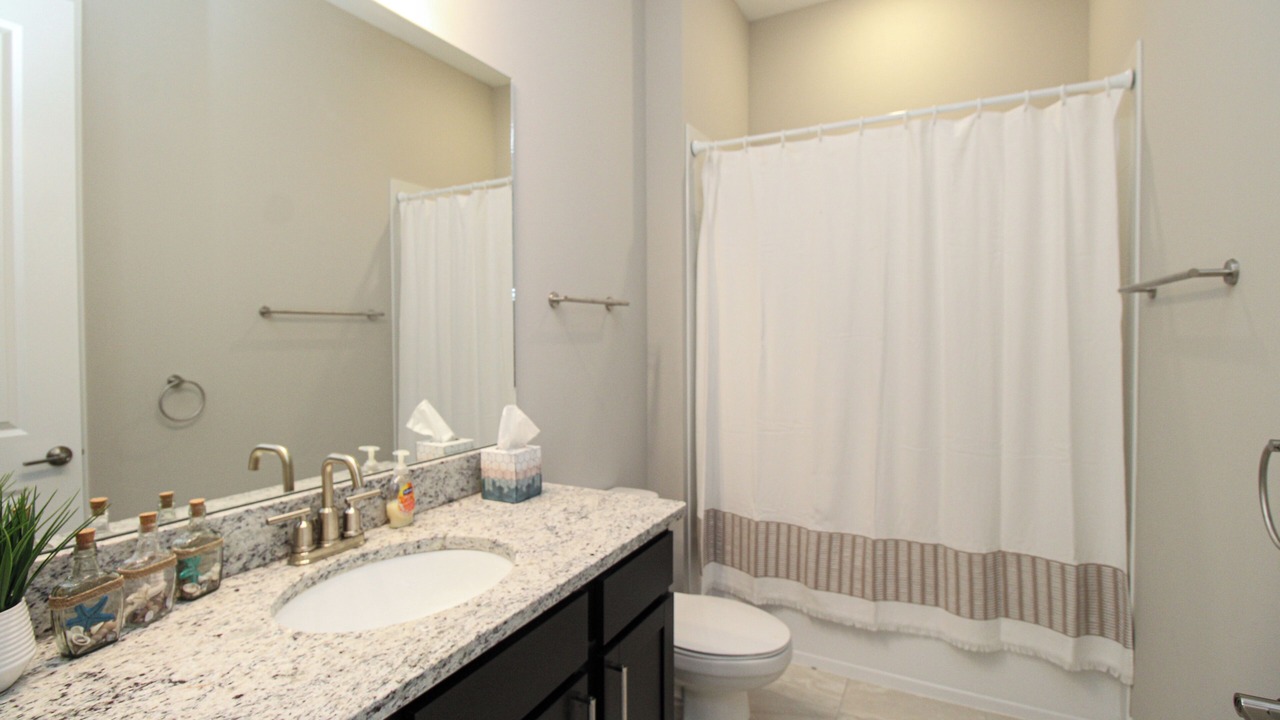 Photo of Bathroom in Naples