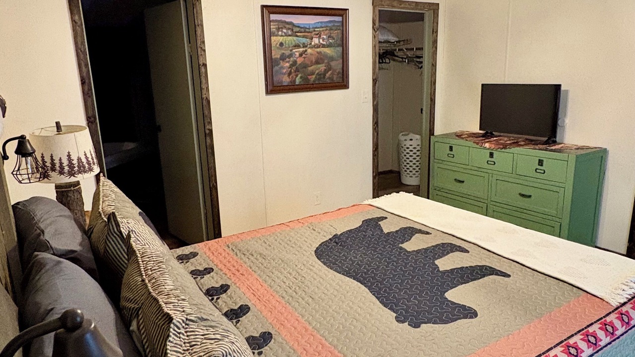 Photo of Bedroom in Pickens