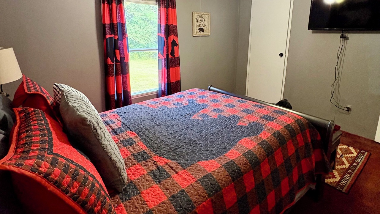Photo of Bedroom in Pickens