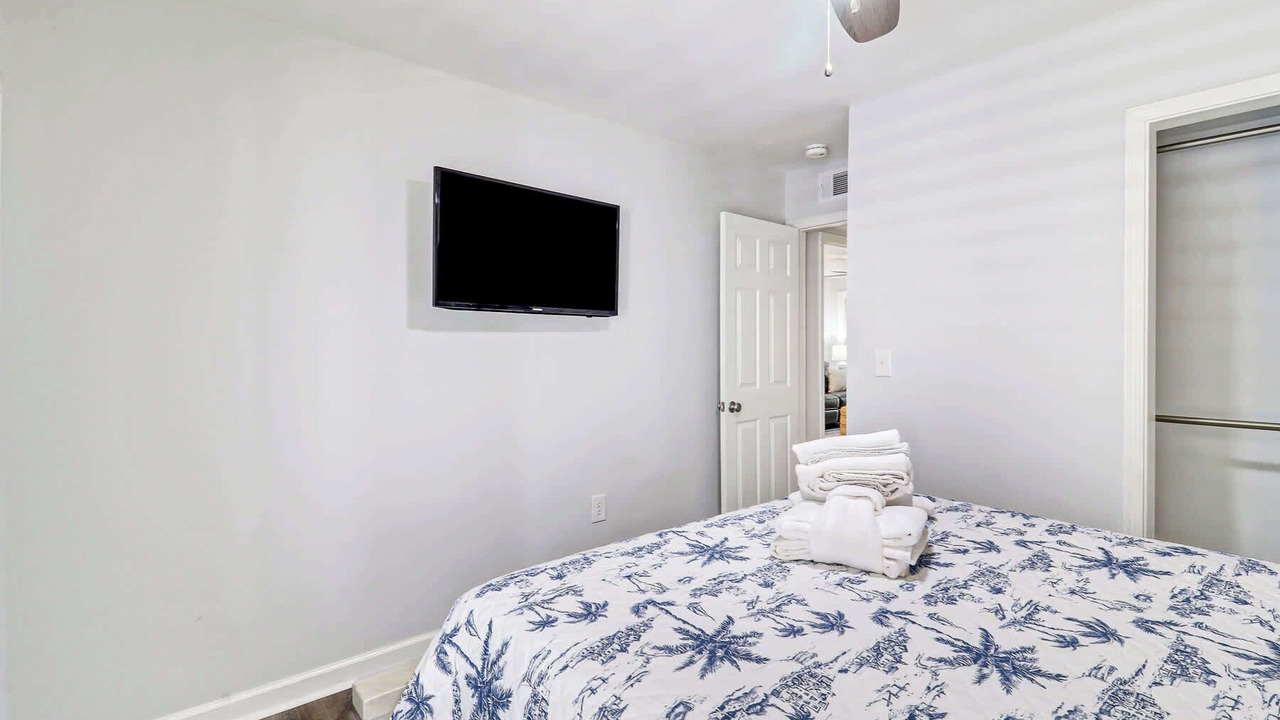 Photo of Bedroom in Palmetto Dunes