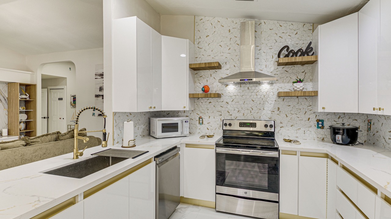 Photo of Kitchen in Sebastian Highlands