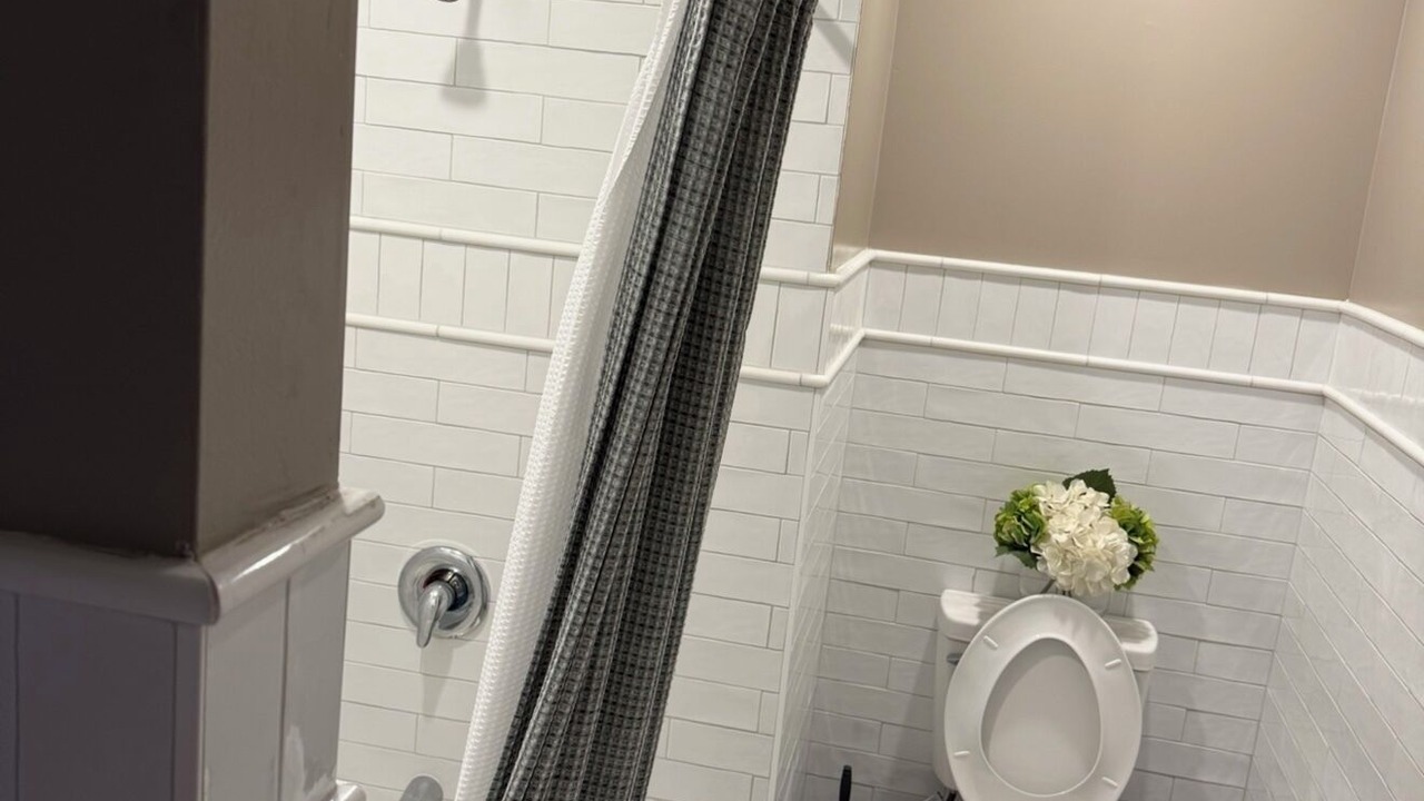 Photo of Bathroom in Eden