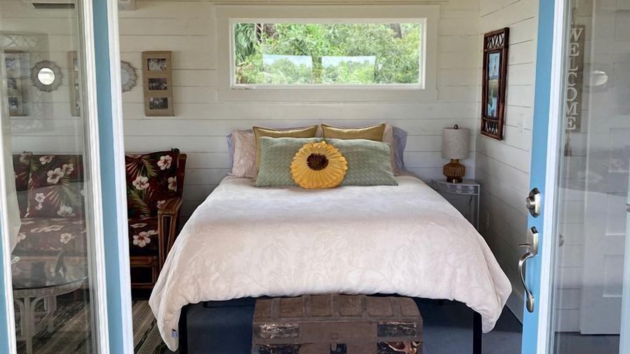 Photo of Bedroom in Midway