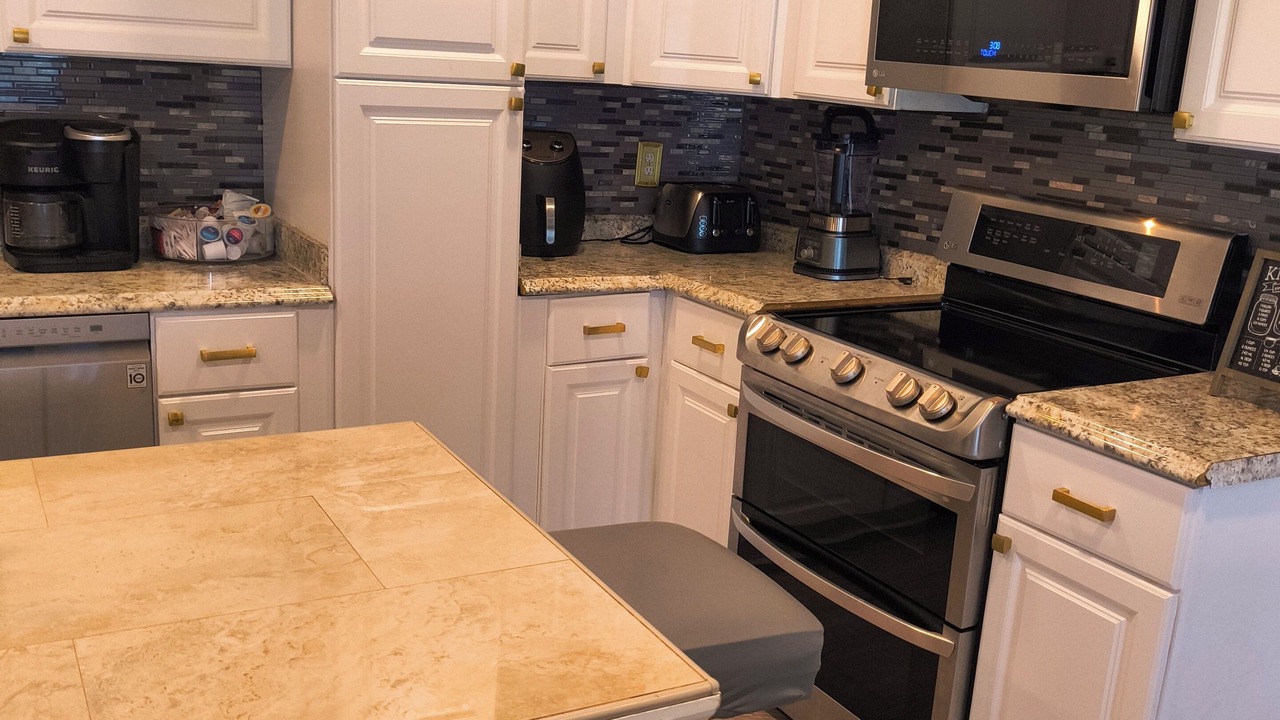Photo of Kitchen in Garden City