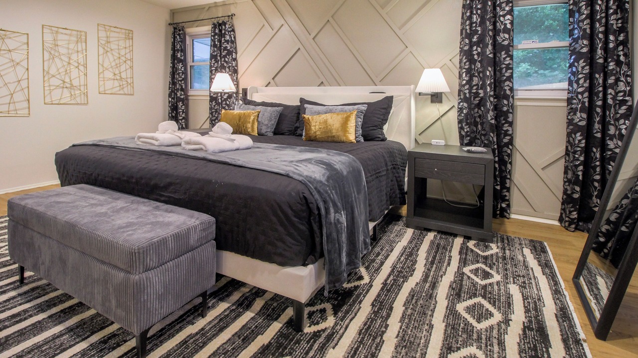 Photo of Bedroom in Savannah
