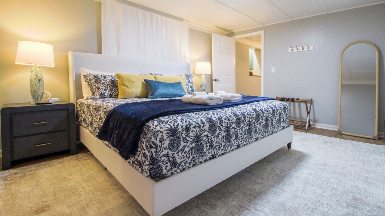 Photo of Bedroom in Savannah
