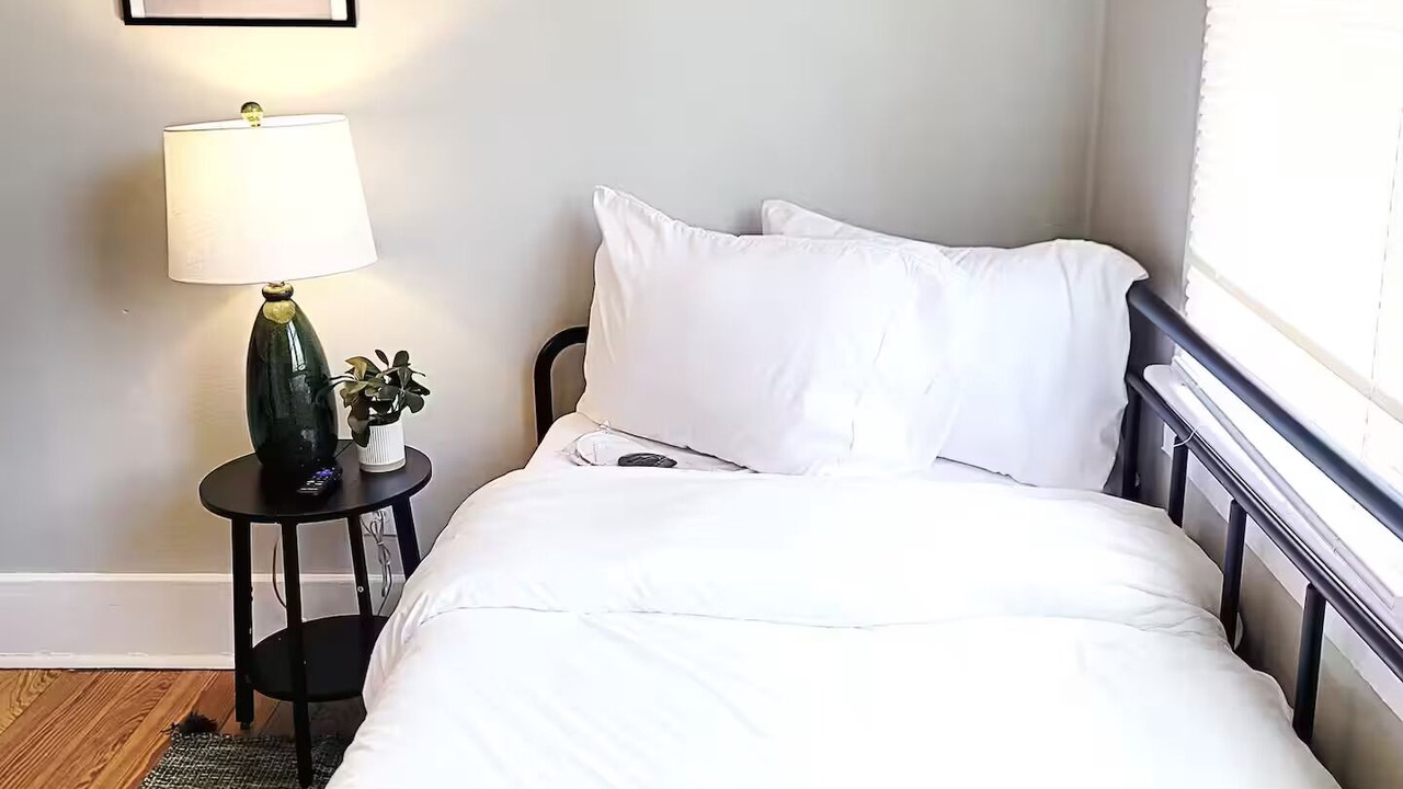 Photo of Bedroom in Midtown