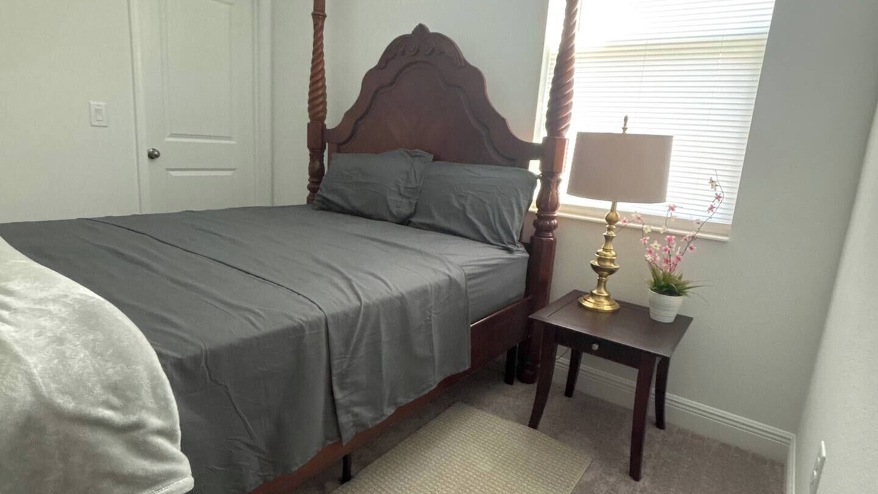 Photo of Bedroom in Pinellas Park
