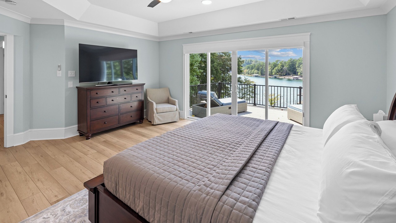 Photo of Bedroom in Seneca