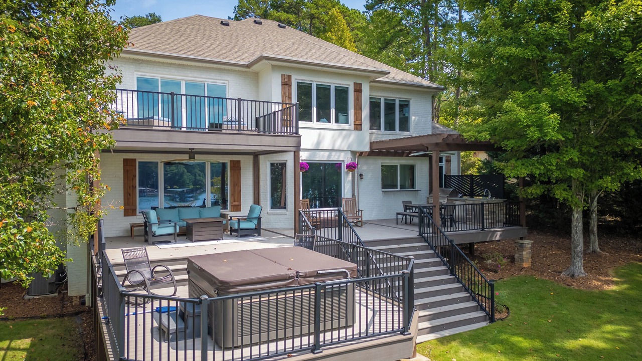 Photo of Patio Balcony in Seneca