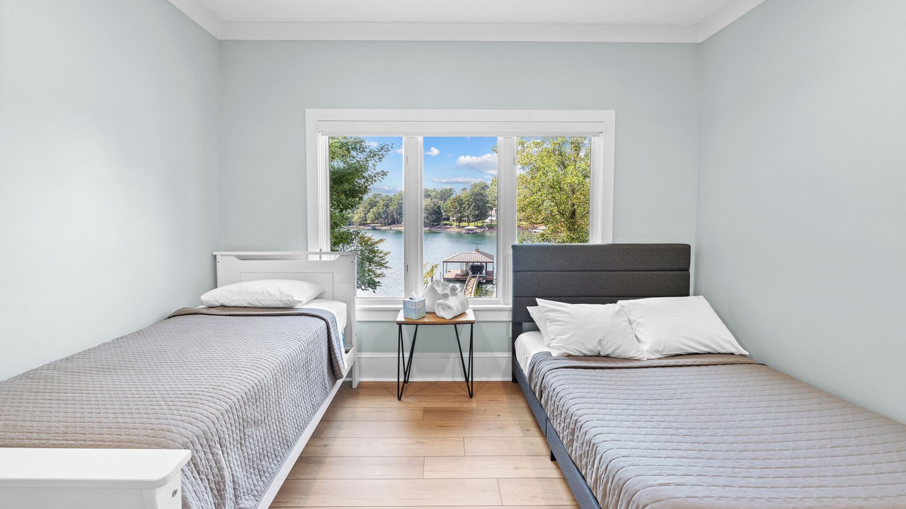 Photo of Bedroom in Seneca
