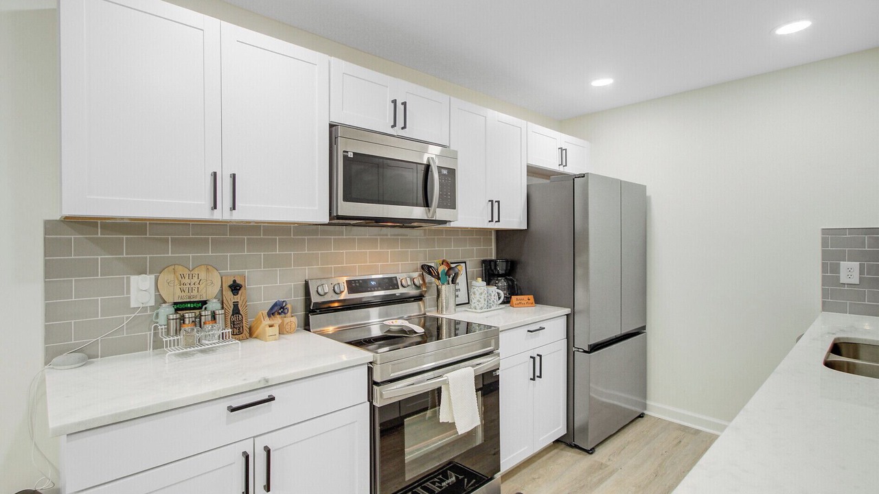 Photo of Kitchen in Summerville Historic District