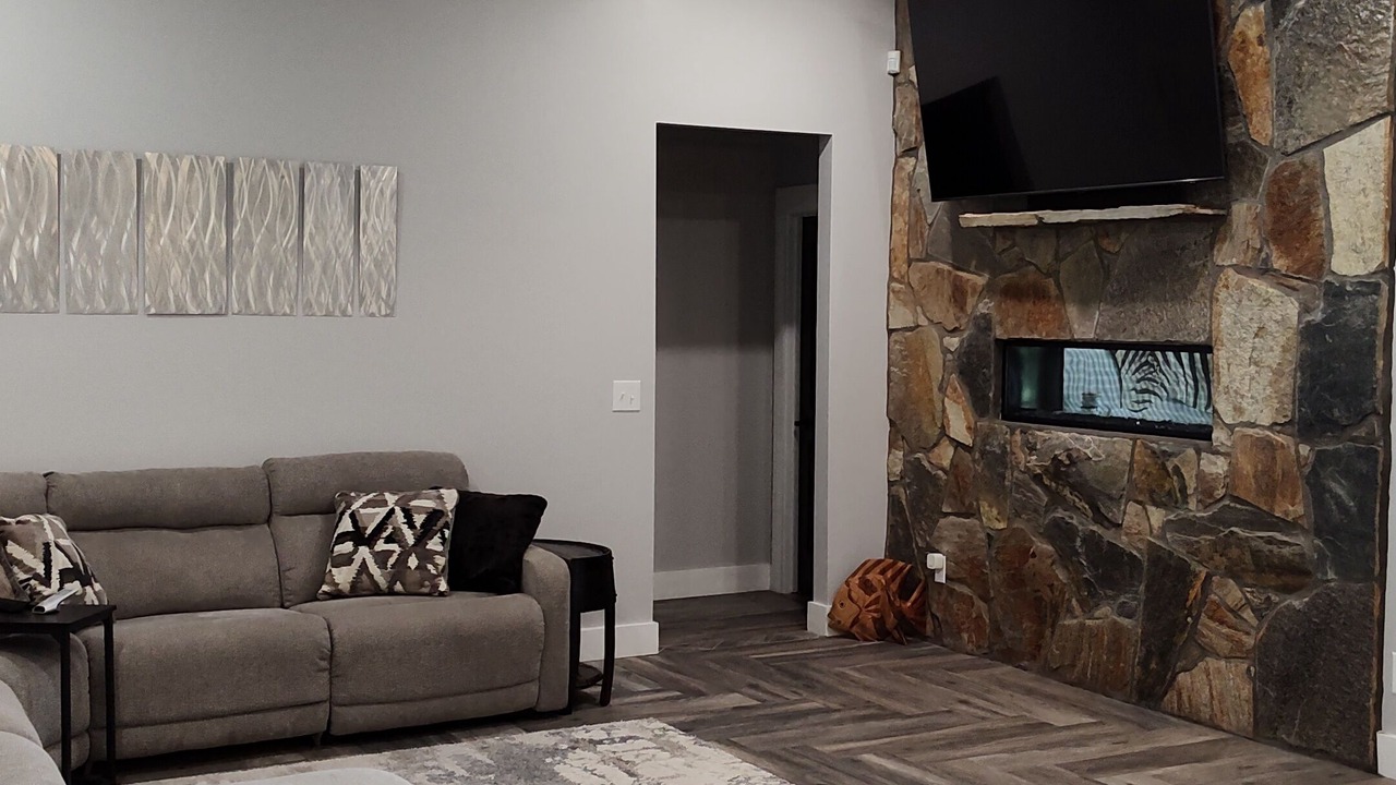 Photo of Livingroom in Clarks Hill