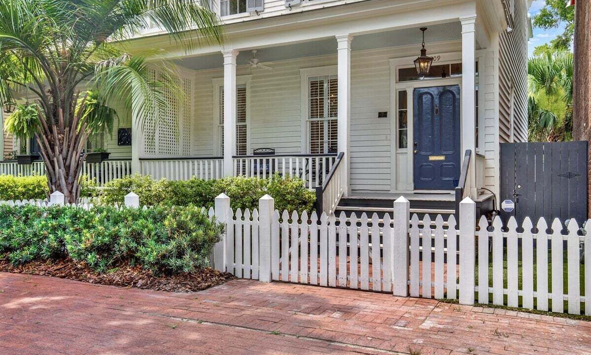 Photo of Others in Savannah Victorian District