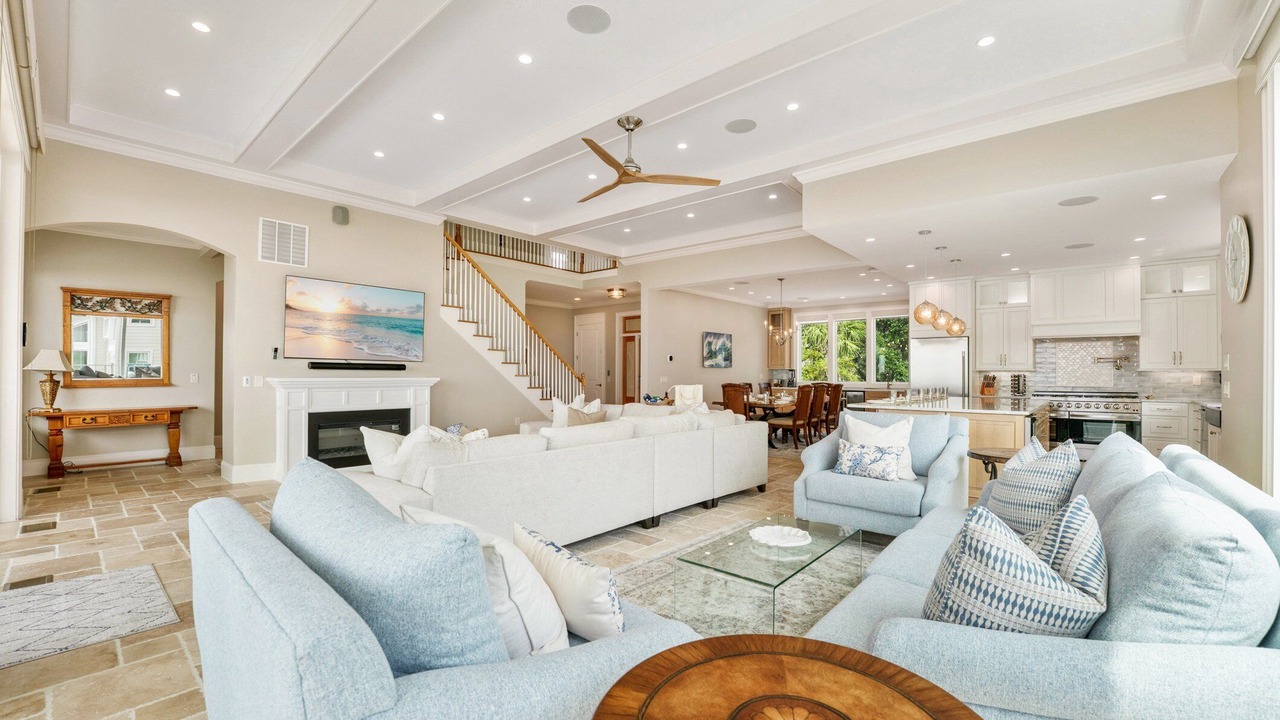 Photo of Livingroom in North Forest Beach