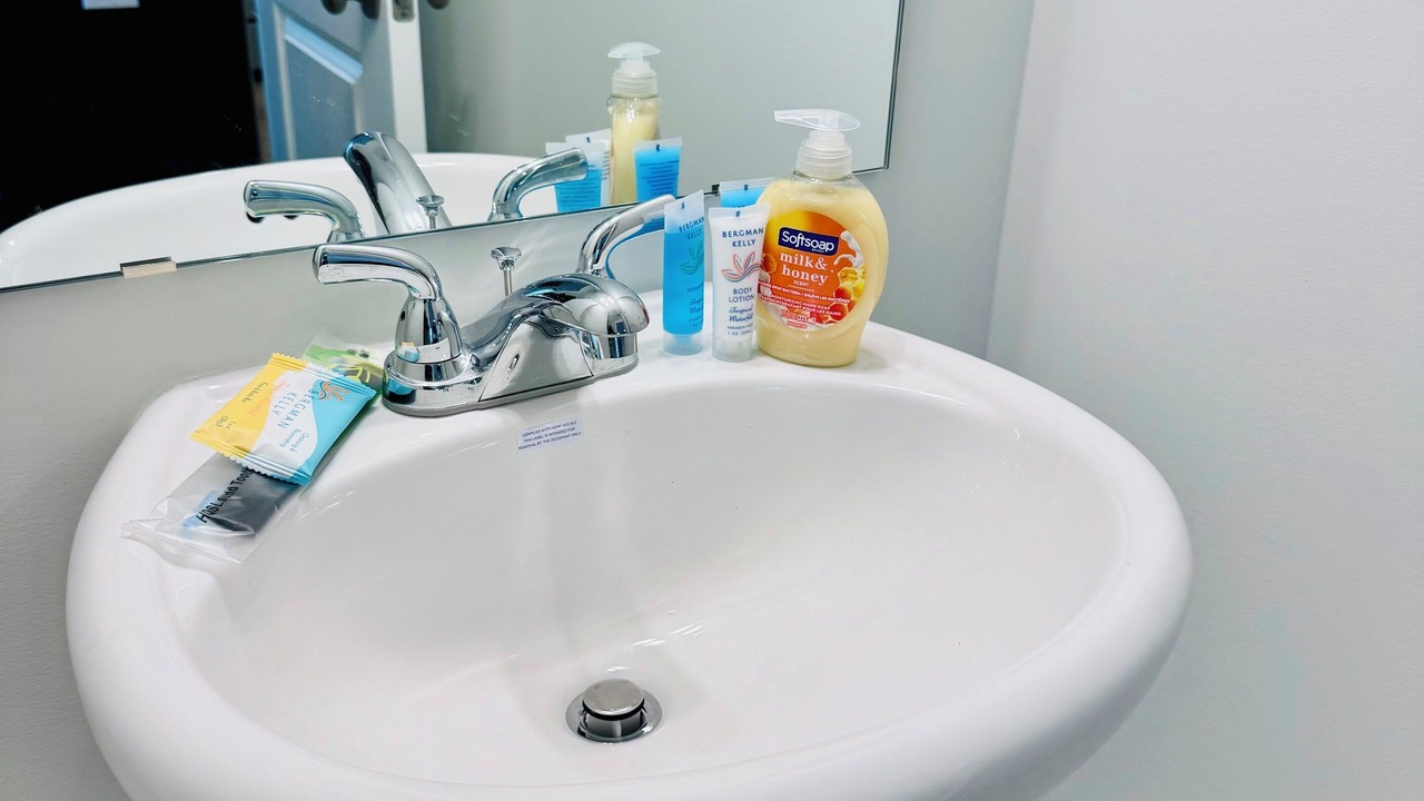 Photo of Bathroom in Elgin