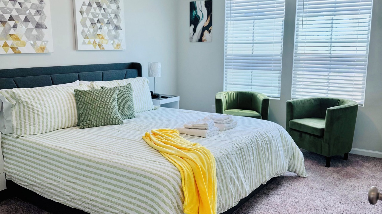 Photo of Bedroom in Elgin