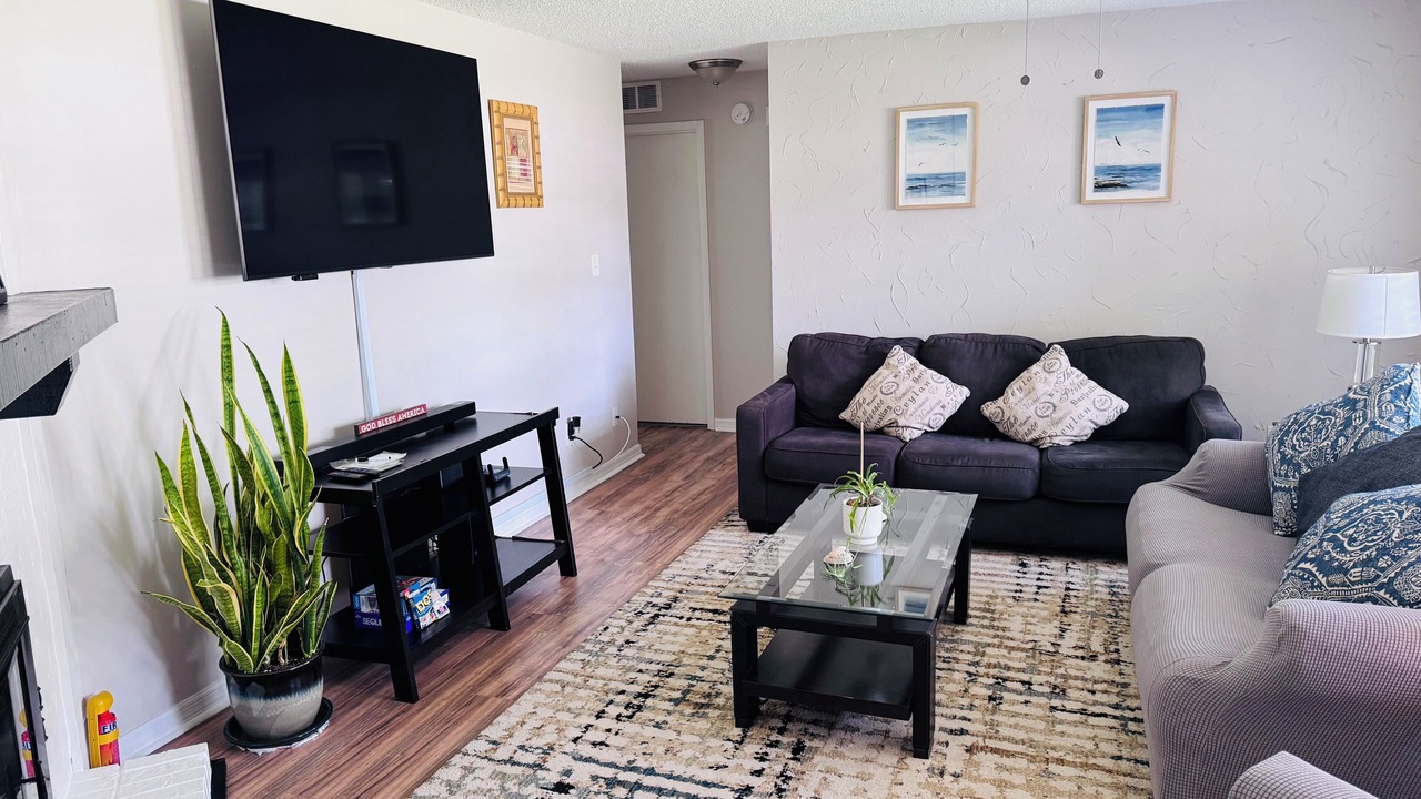 Photo of Livingroom in Brandon
