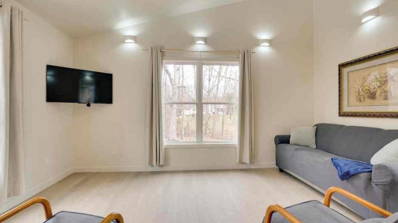 Photo of Livingroom in Crossville