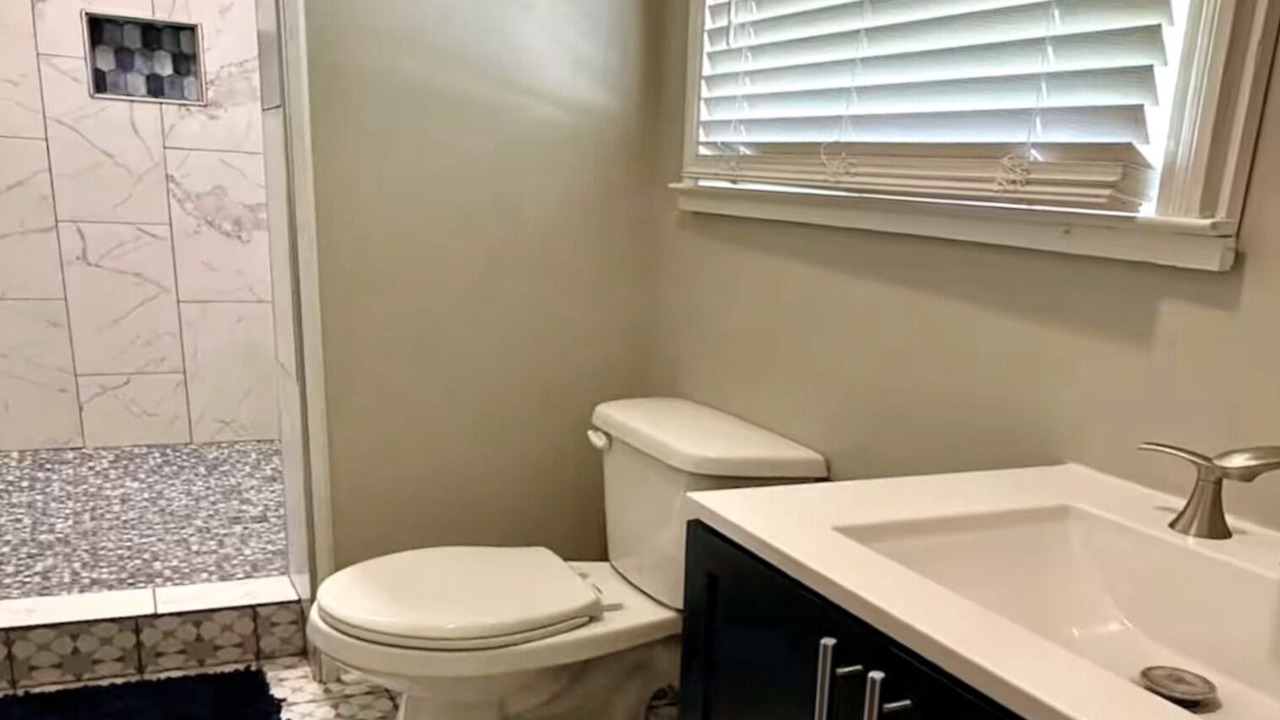 Photo of Bathroom in Statesboro