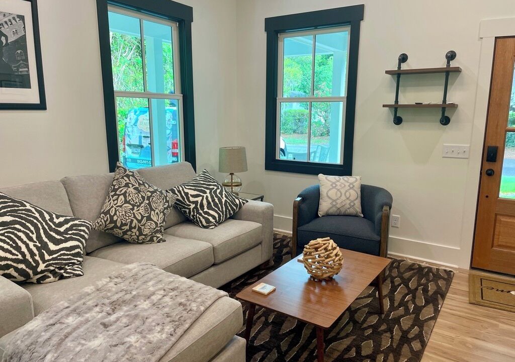 Photo of Livingroom in Uptown
