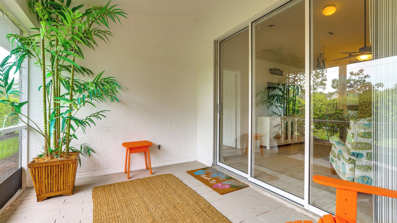 Photo of Patio Balcony in Crown Pointe