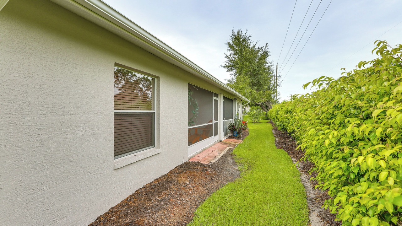 Photo of Outdoor in Crown Pointe