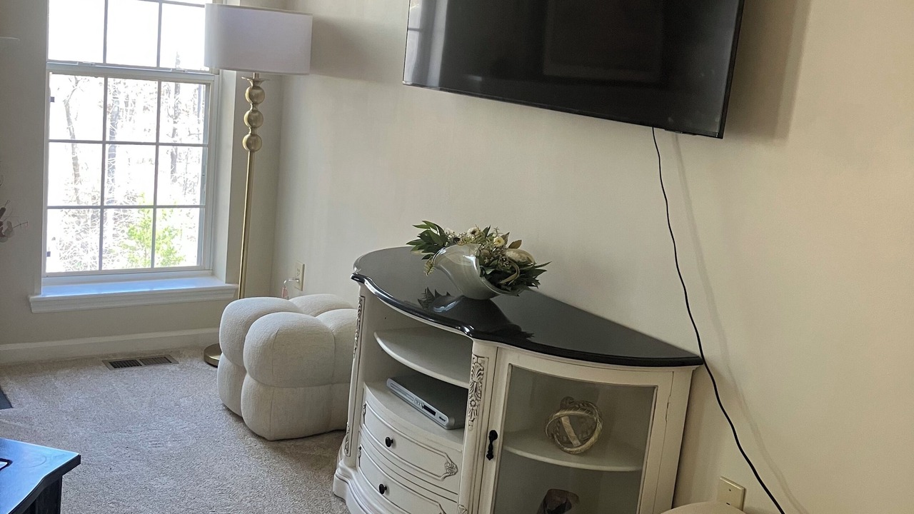 Photo of Livingroom in McCormick