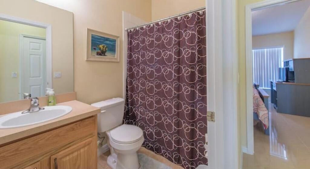Photo of Bathroom in Highgate Park