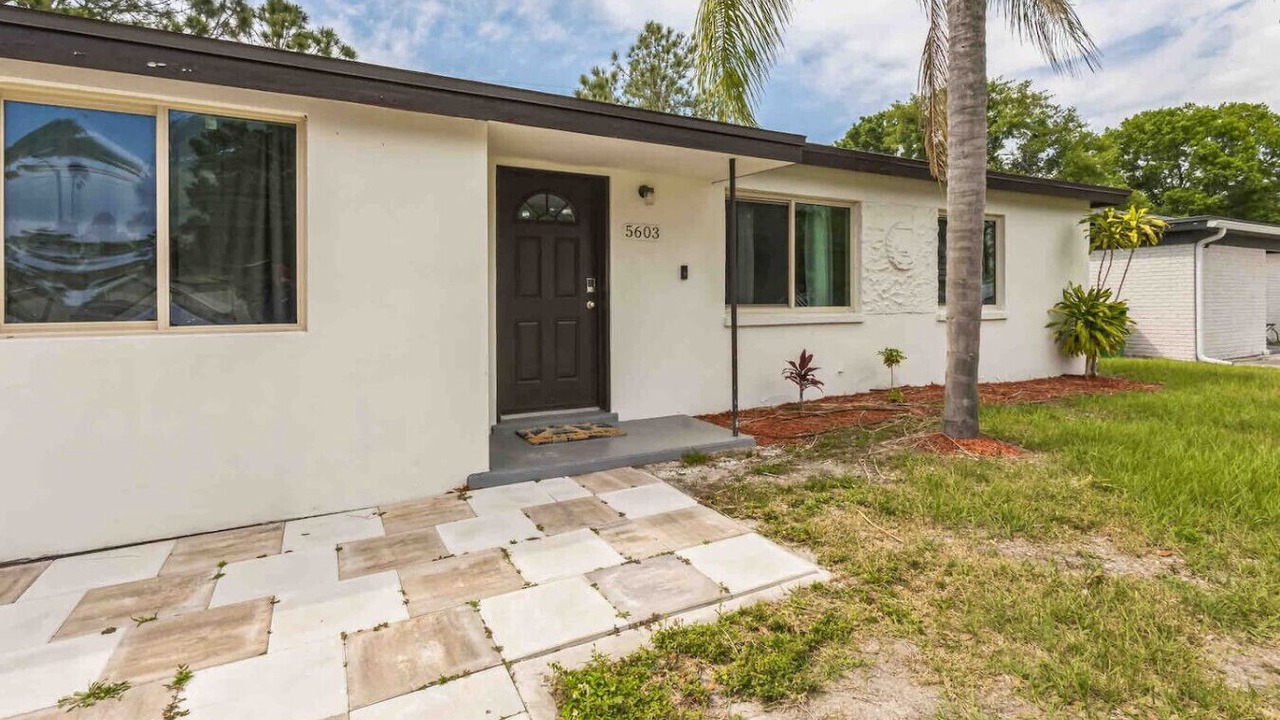 Photo of Outdoor in Sun Bay South